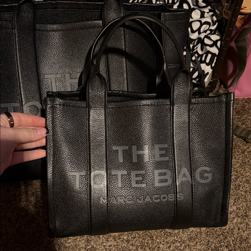 MEDIUM Marc Jacobs Black Leather Tote Bag